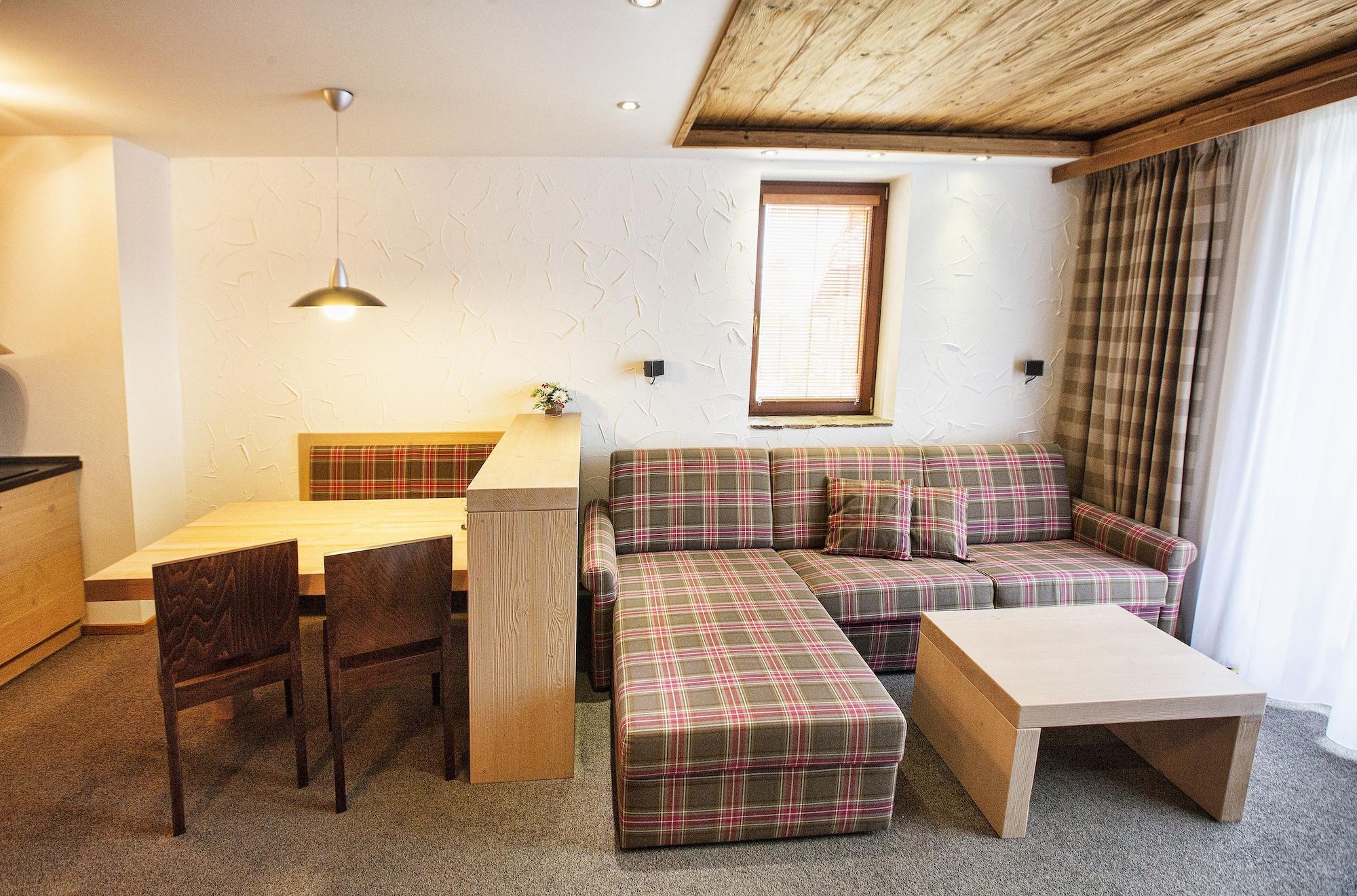Apartman Kukucka Mountain View ตาตรันสกา ลอมนีจา ภายนอก รูปภาพ